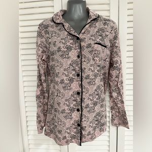 Hillard and Hansen intimates collection - pajama top size medium